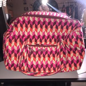 VERA BRADLEY HUGE TRAVEL LUGGAGE - USED ONCE!!